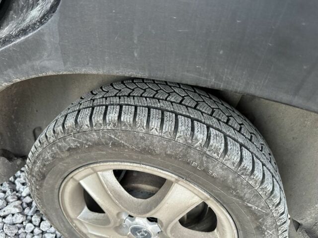 Чорний Хендай Санта Фе, об'ємом двигуна 0 л та пробігом 300 тис. км за 3200 $, фото 7 на Automoto.ua