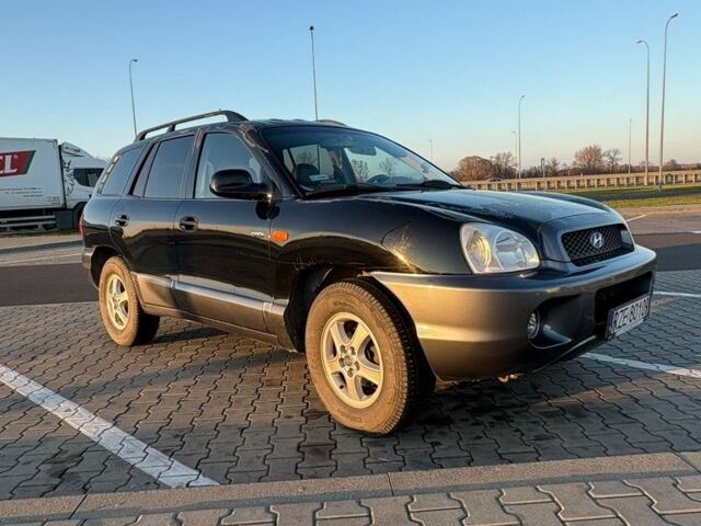 Черный Хендай Санта Фе, объемом двигателя 0 л и пробегом 239 тыс. км за 2800 $, фото 1 на Automoto.ua