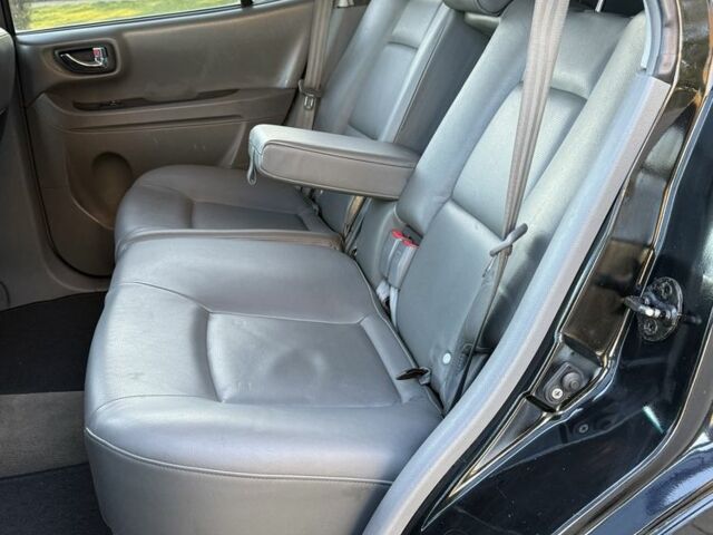 Черный Хендай Санта Фе, объемом двигателя 0 л и пробегом 190 тыс. км за 3800 $, фото 8 на Automoto.ua