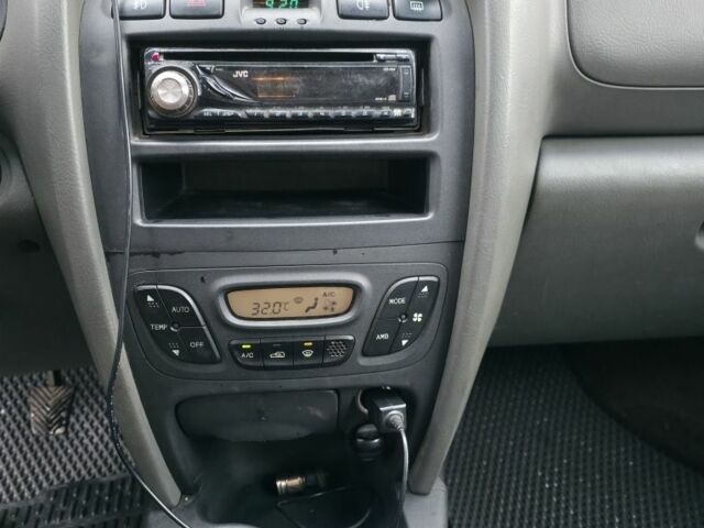 Черный Хендай Санта Фе, объемом двигателя 0 л и пробегом 240 тыс. км за 3200 $, фото 10 на Automoto.ua