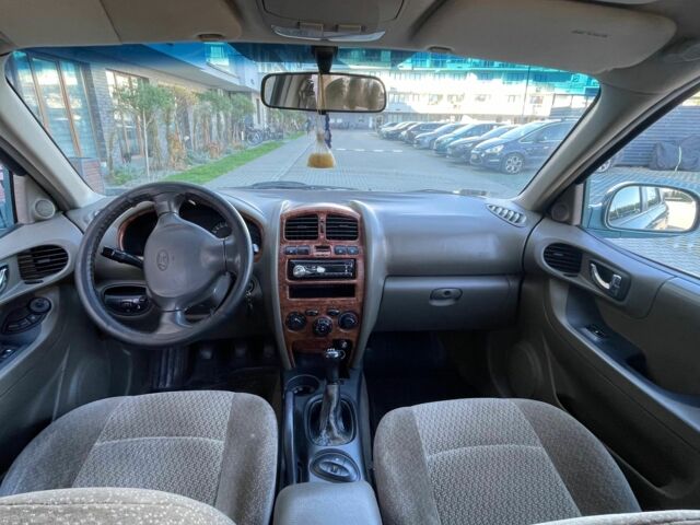 Чорний Хендай Санта Фе, об'ємом двигуна 2 л та пробігом 260 тис. км за 3019 $, фото 3 на Automoto.ua