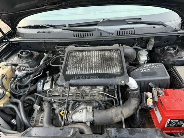 Черный Хендай Санта Фе, объемом двигателя 2 л и пробегом 283 тыс. км за 3300 $, фото 8 на Automoto.ua