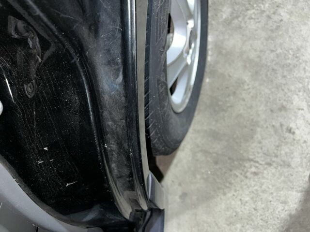 Чорний Хендай Санта Фе, об'ємом двигуна 2 л та пробігом 383 тис. км за 3300 $, фото 14 на Automoto.ua