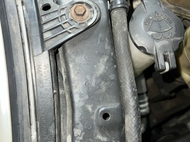 Чорний Хендай Санта Фе, об'ємом двигуна 2 л та пробігом 383 тис. км за 3300 $, фото 20 на Automoto.ua