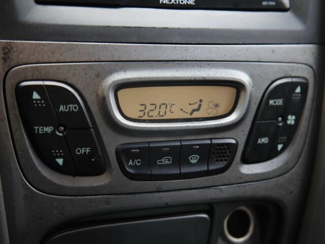 Черный Хендай Санта Фе, объемом двигателя 2 л и пробегом 222 тыс. км за 5500 $, фото 17 на Automoto.ua