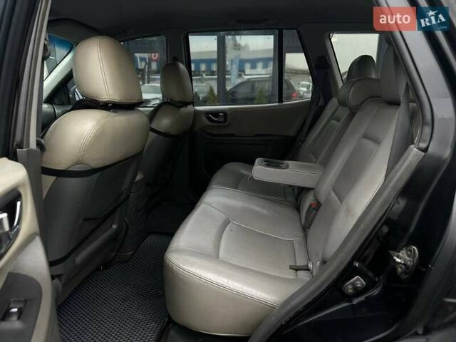 Чорний Хендай Санта Фе, об'ємом двигуна 2.7 л та пробігом 231 тис. км за 6490 $, фото 16 на Automoto.ua