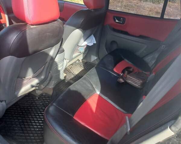 Черный Хендай Санта Фе, объемом двигателя 2.35 л и пробегом 313 тыс. км за 5500 $, фото 2 на Automoto.ua