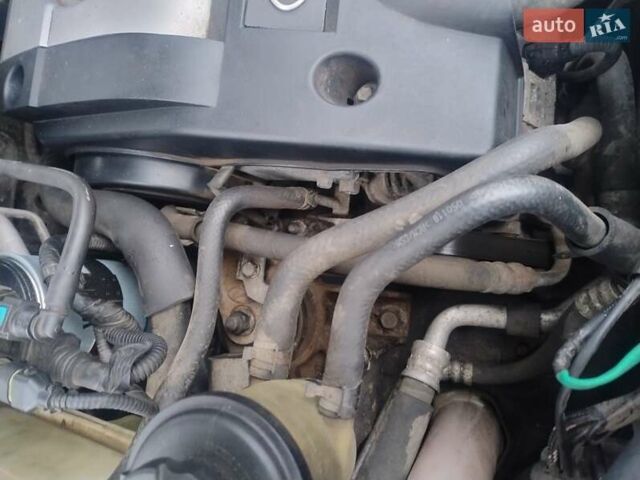 Чорний Хендай Санта Фе, об'ємом двигуна 2 л та пробігом 203 тис. км за 7100 $, фото 13 на Automoto.ua