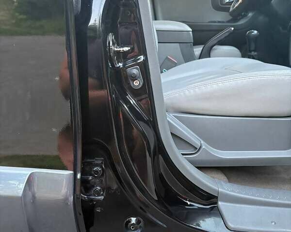 Черный Хендай Санта Фе, объемом двигателя 2.4 л и пробегом 175 тыс. км за 6800 $, фото 40 на Automoto.ua