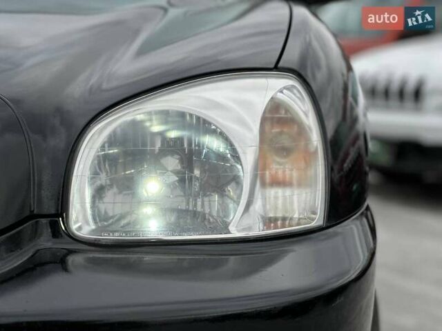 Чорний Хендай Санта Фе, об'ємом двигуна 2.7 л та пробігом 231 тис. км за 6490 $, фото 3 на Automoto.ua