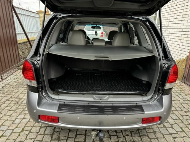 Чорний Хендай Санта Фе, об'ємом двигуна 2.35 л та пробігом 186 тис. км за 6000 $, фото 5 на Automoto.ua