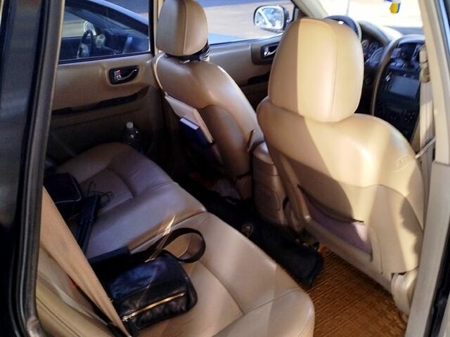 Чорний Хендай Санта Фе, об'ємом двигуна 2 л та пробігом 270 тис. км за 3500 $, фото 2 на Automoto.ua