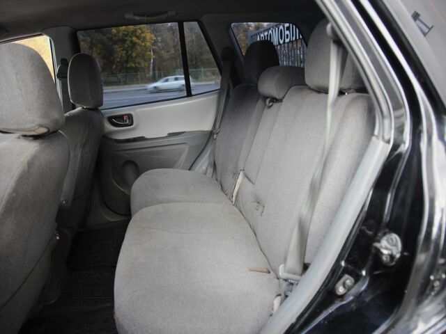 Черный Хендай Санта Фе, объемом двигателя 2 л и пробегом 222 тыс. км за 5500 $, фото 7 на Automoto.ua