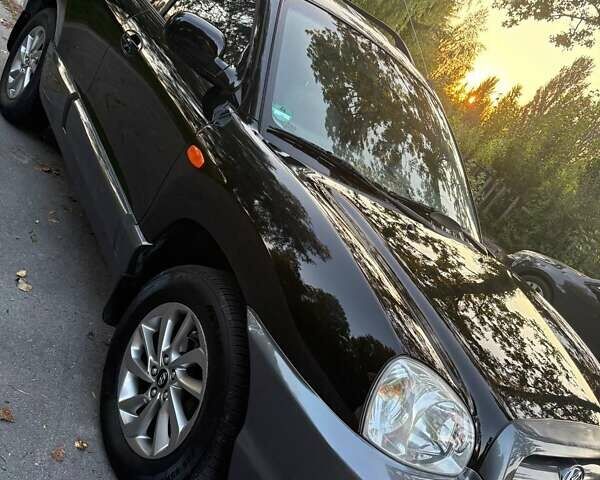 Черный Хендай Санта Фе, объемом двигателя 2.4 л и пробегом 175 тыс. км за 6800 $, фото 18 на Automoto.ua