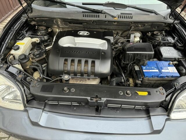 Чорний Хендай Санта Фе, об'ємом двигуна 2.35 л та пробігом 186 тис. км за 6000 $, фото 14 на Automoto.ua