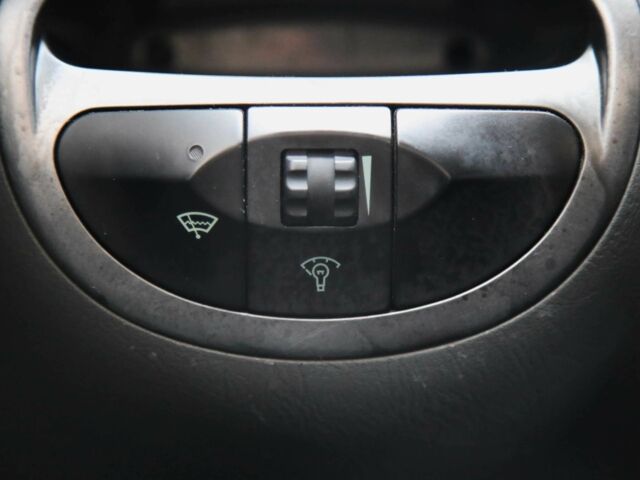 Черный Хендай Санта Фе, объемом двигателя 2 л и пробегом 222 тыс. км за 5500 $, фото 20 на Automoto.ua