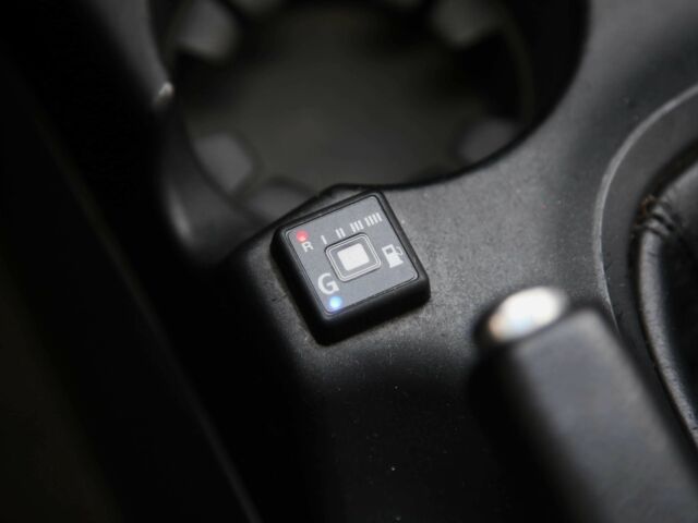 Черный Хендай Санта Фе, объемом двигателя 2 л и пробегом 222 тыс. км за 5500 $, фото 18 на Automoto.ua