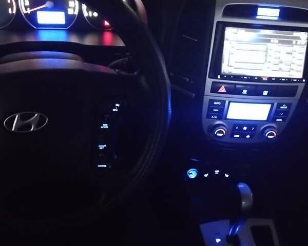 Черный Хендай Санта Фе, объемом двигателя 2.2 л и пробегом 244 тыс. км за 10500 $, фото 13 на Automoto.ua