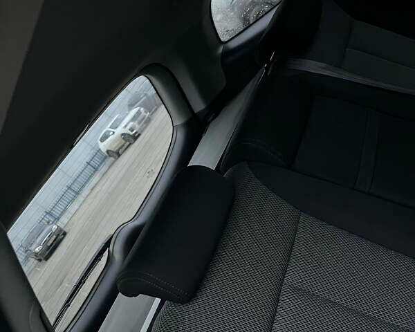 Черный Хендай Санта Фе, объемом двигателя 2.2 л и пробегом 307 тыс. км за 5770 $, фото 10 на Automoto.ua