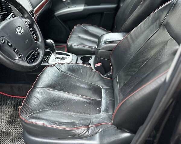 Чорний Хендай Санта Фе, об'ємом двигуна 2.2 л та пробігом 240 тис. км за 8900 $, фото 14 на Automoto.ua