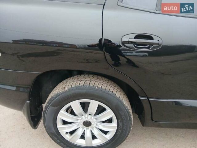 Черный Хендай Санта Фе, объемом двигателя 2.66 л и пробегом 195 тыс. км за 5699 $, фото 21 на Automoto.ua