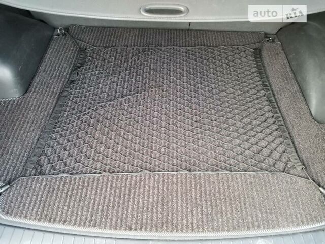 Черный Хендай Санта Фе, объемом двигателя 2.2 л и пробегом 245 тыс. км за 9500 $, фото 21 на Automoto.ua