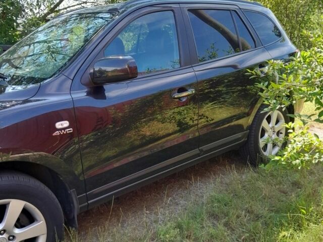 Черный Хендай Санта Фе, объемом двигателя 2.2 л и пробегом 280 тыс. км за 7531 $, фото 10 на Automoto.ua