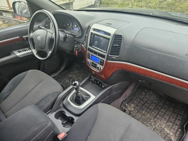 Чорний Хендай Санта Фе, об'ємом двигуна 2.2 л та пробігом 320 тис. км за 4400 $, фото 9 на Automoto.ua