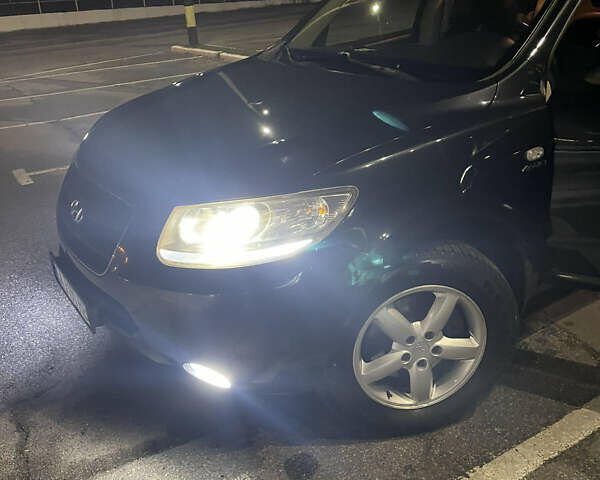 Черный Хендай Санта Фе, объемом двигателя 2.19 л и пробегом 214 тыс. км за 9700 $, фото 33 на Automoto.ua