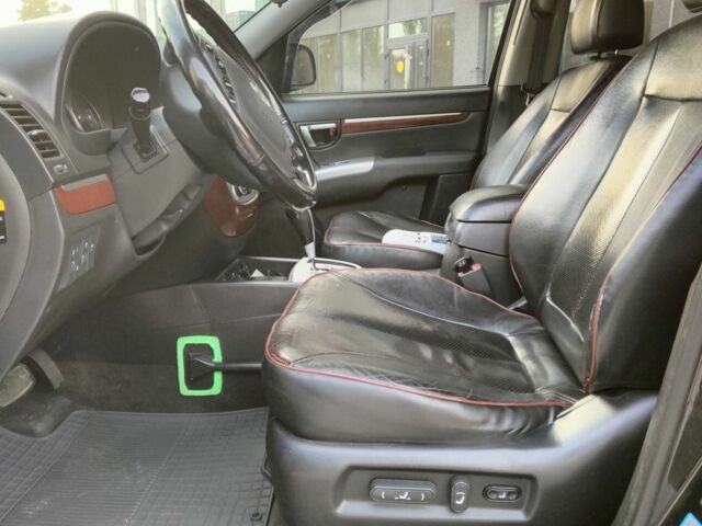 Чорний Хендай Санта Фе, об'ємом двигуна 2.2 л та пробігом 263 тис. км за 9600 $, фото 7 на Automoto.ua