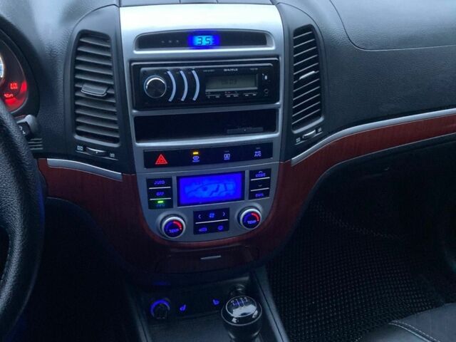 Чорний Хендай Санта Фе, об'ємом двигуна 2.2 л та пробігом 253 тис. км за 10500 $, фото 8 на Automoto.ua