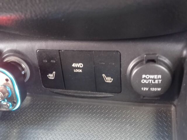 Черный Хендай Санта Фе, объемом двигателя 2.2 л и пробегом 273 тыс. км за 8999 $, фото 5 на Automoto.ua