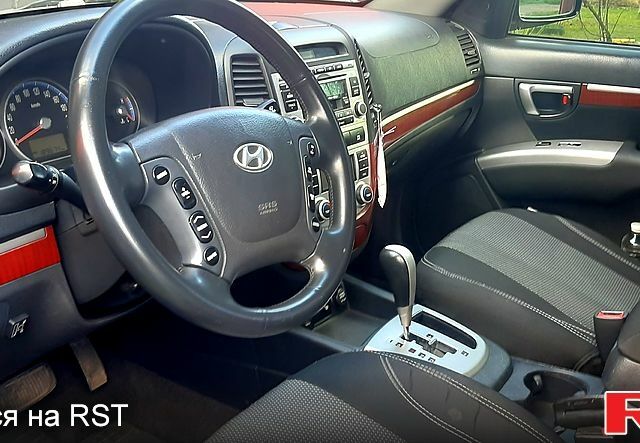 Чорний Хендай Санта Фе, об'ємом двигуна 2.7 л та пробігом 198 тис. км за 8500 $, фото 1 на Automoto.ua