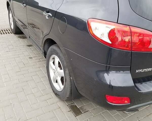 Черный Хендай Санта Фе, объемом двигателя 2.2 л и пробегом 245 тыс. км за 9500 $, фото 4 на Automoto.ua