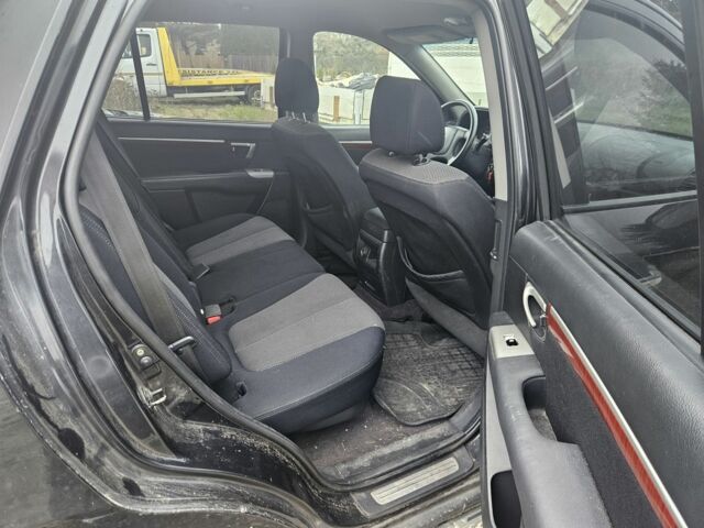 Чорний Хендай Санта Фе, об'ємом двигуна 2.2 л та пробігом 320 тис. км за 4400 $, фото 12 на Automoto.ua