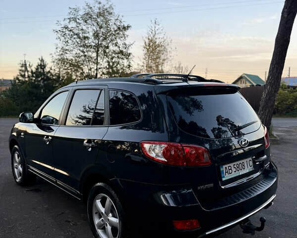 Черный Хендай Санта Фе, объемом двигателя 2.19 л и пробегом 235 тыс. км за 9999 $, фото 13 на Automoto.ua