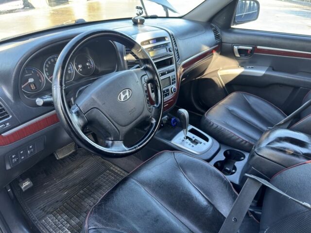 Чорний Хендай Санта Фе, об'ємом двигуна 2.2 л та пробігом 360 тис. км за 6200 $, фото 7 на Automoto.ua