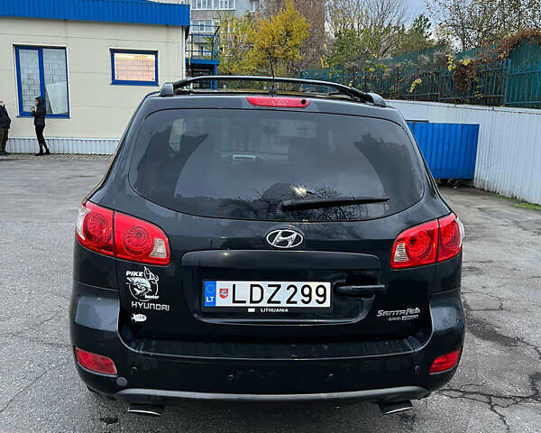 Черный Хендай Санта Фе, объемом двигателя 2.2 л и пробегом 307 тыс. км за 5770 $, фото 4 на Automoto.ua