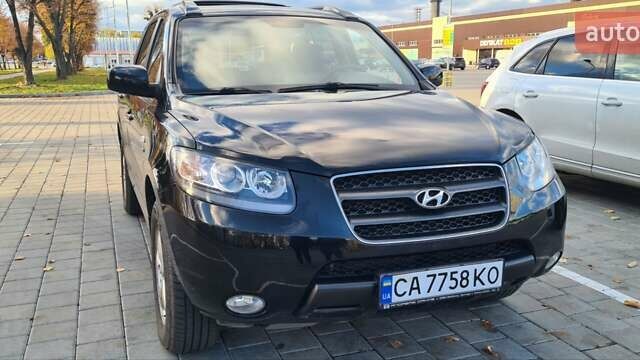 Черный Хендай Санта Фе, объемом двигателя 2.2 л и пробегом 195 тыс. км за 9500 $, фото 5 на Automoto.ua