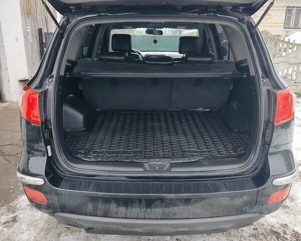 Черный Хендай Санта Фе, объемом двигателя 2.19 л и пробегом 250 тыс. км за 8600 $, фото 7 на Automoto.ua