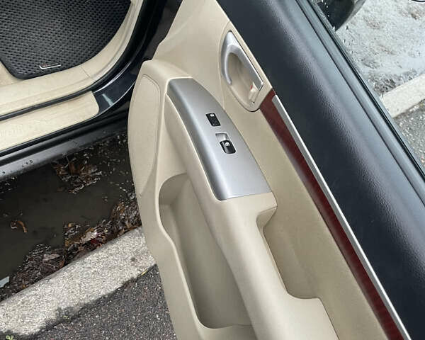 Черный Хендай Санта Фе, объемом двигателя 2.19 л и пробегом 214 тыс. км за 9700 $, фото 16 на Automoto.ua