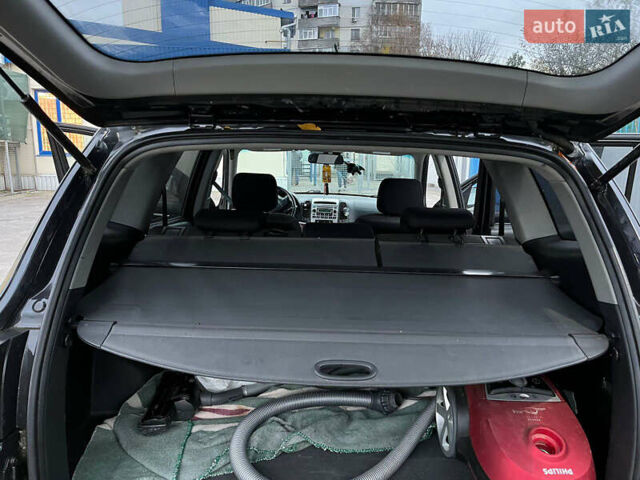 Черный Хендай Санта Фе, объемом двигателя 2.2 л и пробегом 307 тыс. км за 5770 $, фото 9 на Automoto.ua