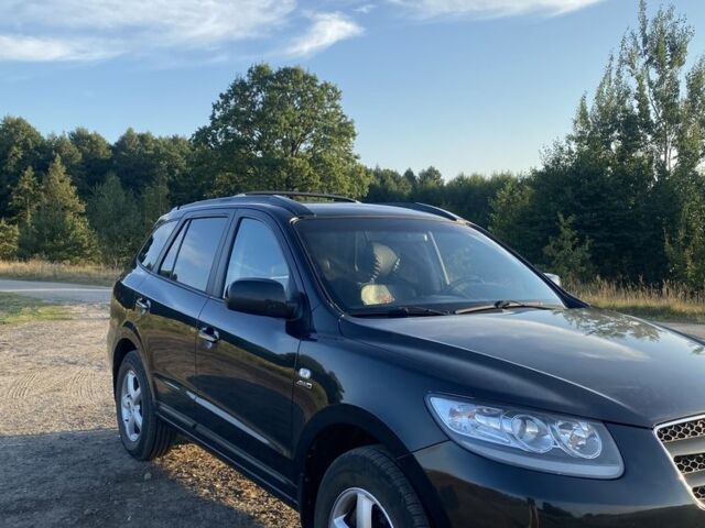 Черный Хендай Санта Фе, объемом двигателя 2.2 л и пробегом 245 тыс. км за 9500 $, фото 1 на Automoto.ua