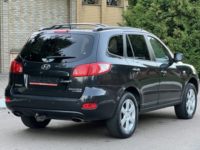 Черный Хендай Санта Фе, объемом двигателя 2.2 л и пробегом 269 тыс. км за 5769 $, фото 6 на Automoto.ua