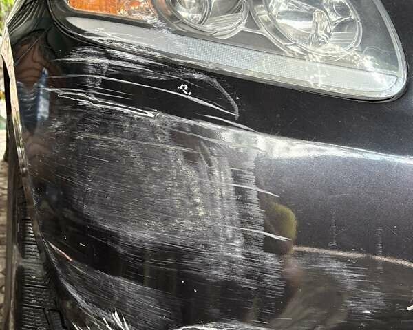 Чорний Хендай Санта Фе, об'ємом двигуна 2.19 л та пробігом 150 тис. км за 8000 $, фото 3 на Automoto.ua