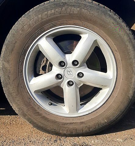 Чорний Хендай Санта Фе, об'ємом двигуна 2.7 л та пробігом 198 тис. км за 8500 $, фото 6 на Automoto.ua