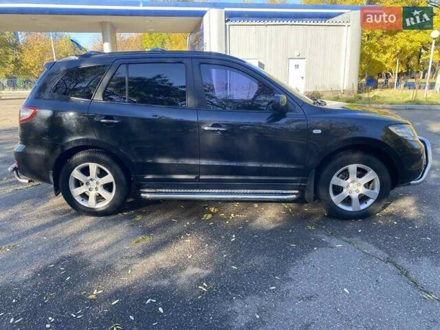 Черный Хендай Санта Фе, объемом двигателя 2.19 л и пробегом 276 тыс. км за 9999 $, фото 5 на Automoto.ua