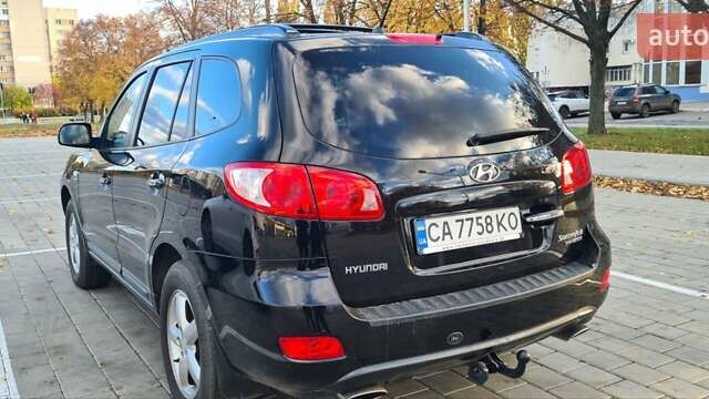 Черный Хендай Санта Фе, объемом двигателя 2.2 л и пробегом 195 тыс. км за 9500 $, фото 4 на Automoto.ua