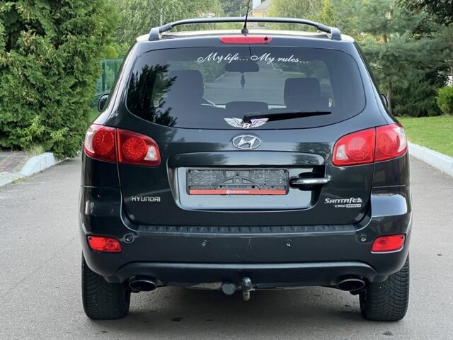 Черный Хендай Санта Фе, объемом двигателя 2.2 л и пробегом 269 тыс. км за 5769 $, фото 4 на Automoto.ua