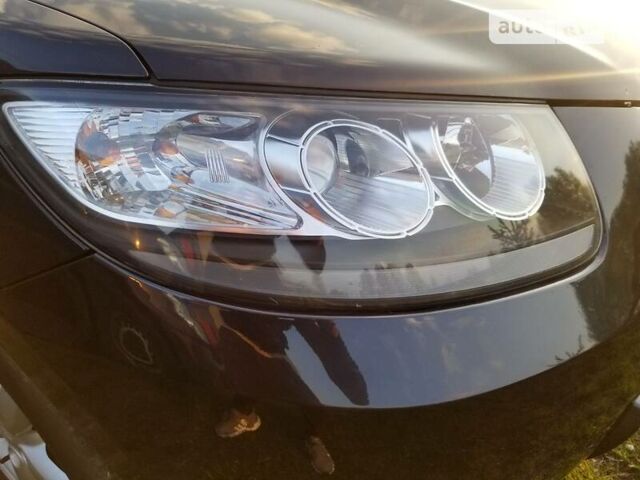 Черный Хендай Санта Фе, объемом двигателя 2.2 л и пробегом 245 тыс. км за 9500 $, фото 3 на Automoto.ua